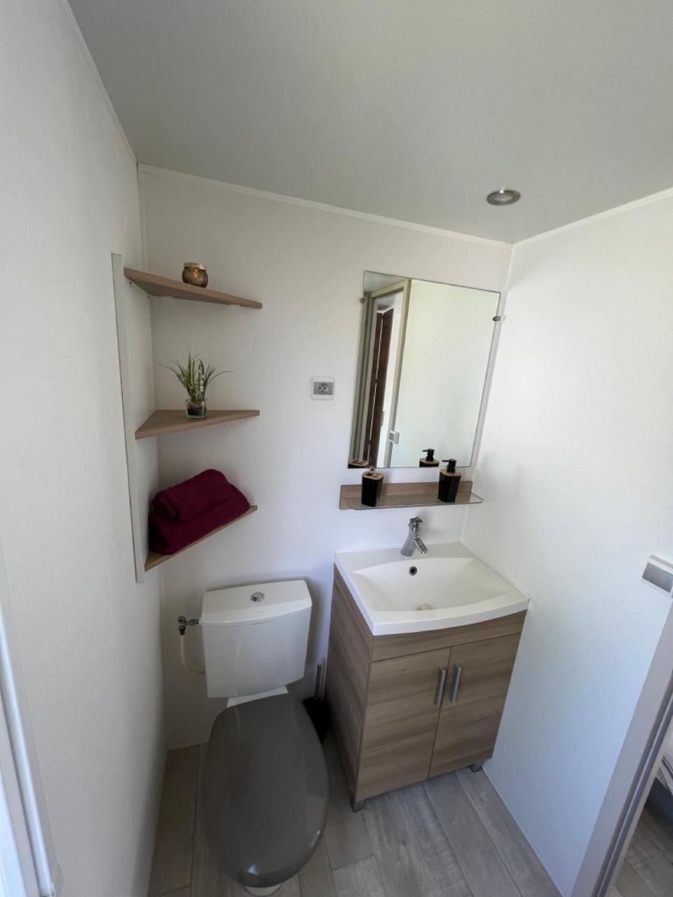 Mobil-Home 4 Etoiles Avec Piscine Proche De Blois Onzain Exterior foto