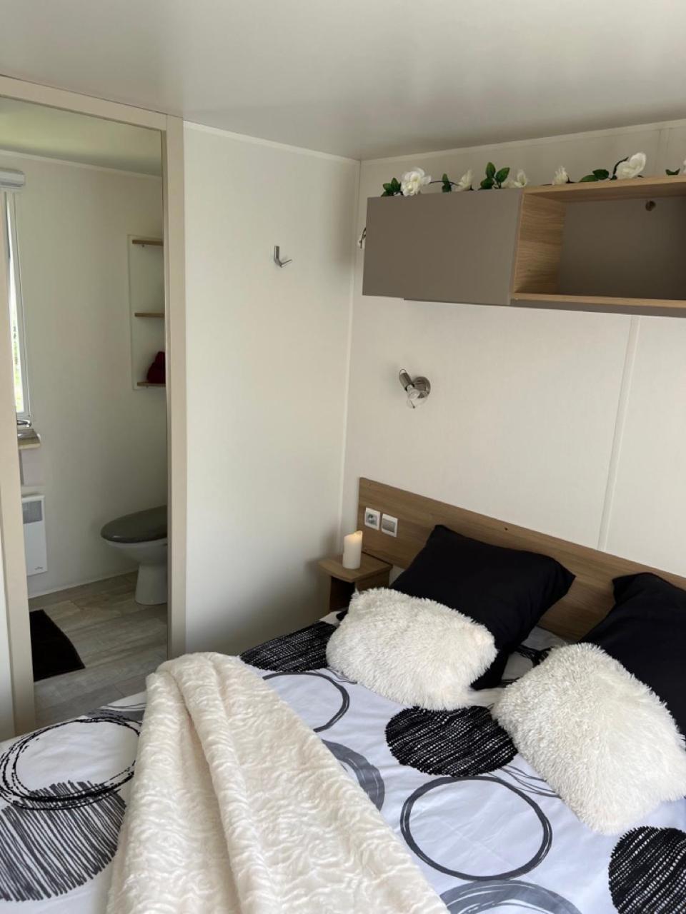 Mobil-Home 4 Etoiles Avec Piscine Proche De Blois Onzain Exterior foto