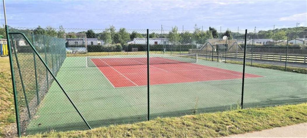 Mobil-Home 4 Etoiles Avec Piscine Proche De Blois Onzain Exterior foto